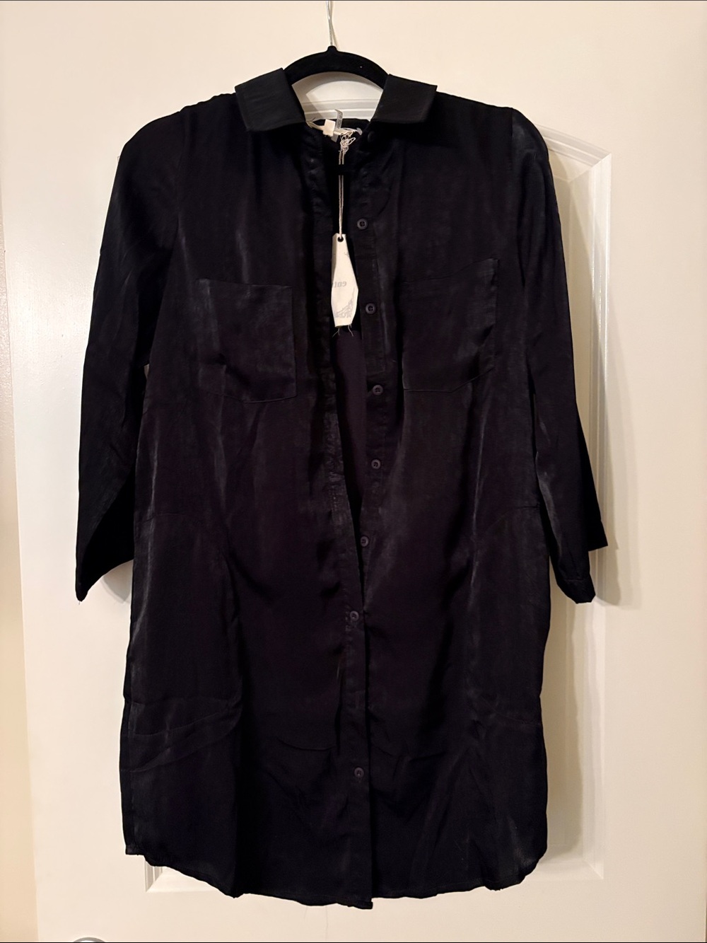 Entro Black Button-Front Women’s shirt dress. Lined 3/4 sleeves
